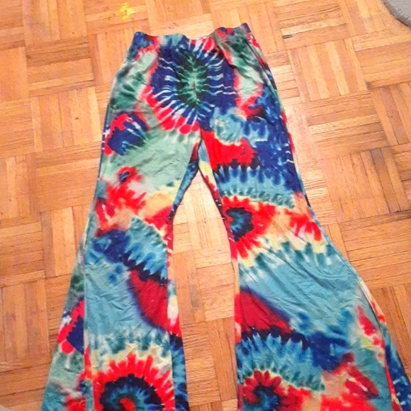 👽🌈TYE DYE BELLBOTTOMS🌈👽 - Picture 1 of 3